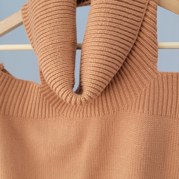 Lush women's open shoulder sweater size M - Picture 6 of 10